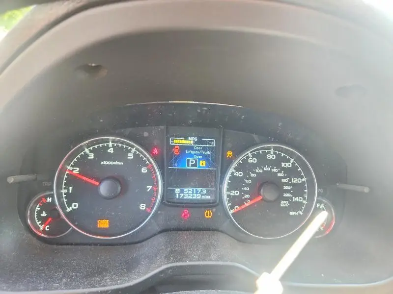 2013 SUBARU LEGACY 2.5I LIMITED  
