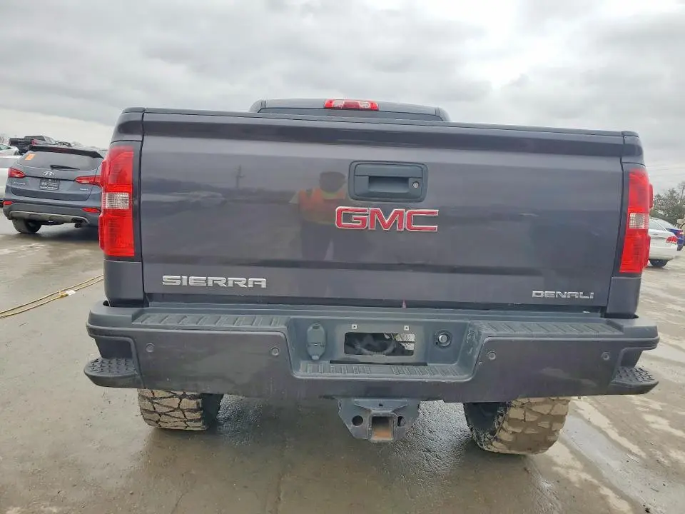 2016 GMC SIERRA K2500 DENALI  