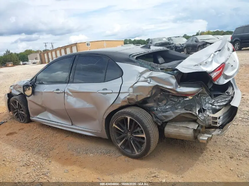 2019 TOYOTA CAMRY XSE