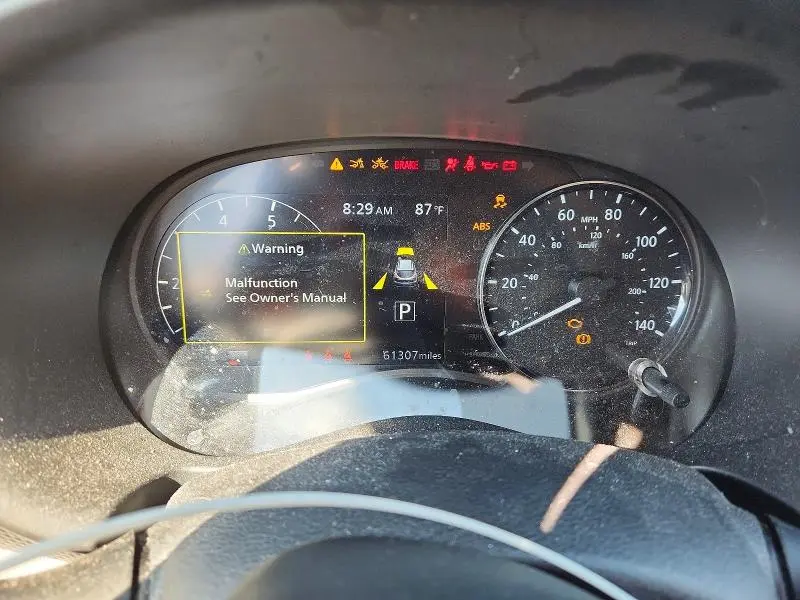 2021 NISSAN KICKS SV  