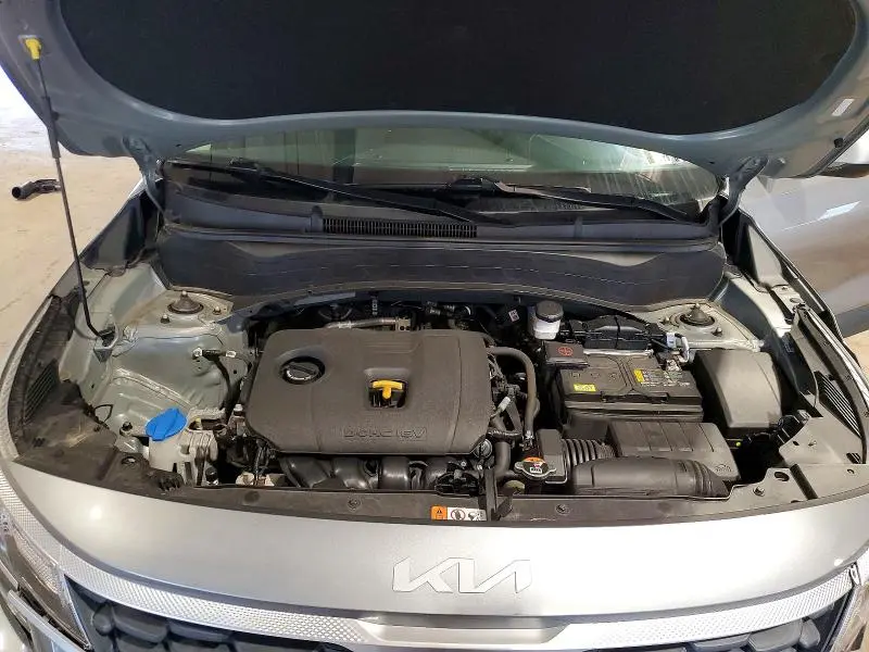 2023 KIA SELTOS LX  