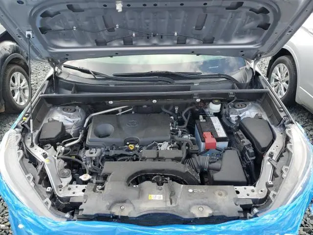 2019 TOYOTA RAV4 XLE  