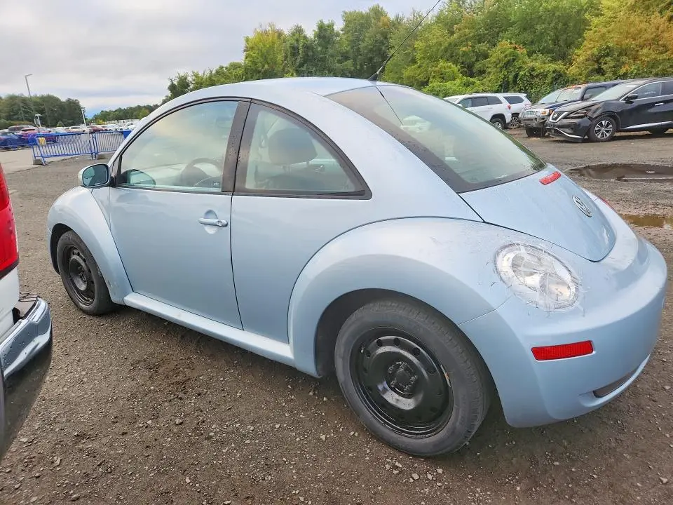 2010 VOLKSWAGEN NEW BEETLE   