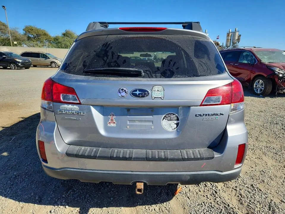 2010 SUBARU OUTBACK 2.5I LIMITED  