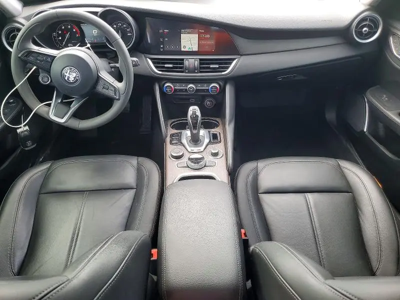 2021 ALFA ROMEO GIULIA TI  