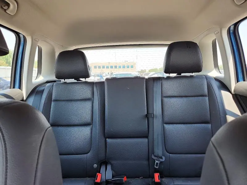 2017 VOLKSWAGEN TIGUAN S  