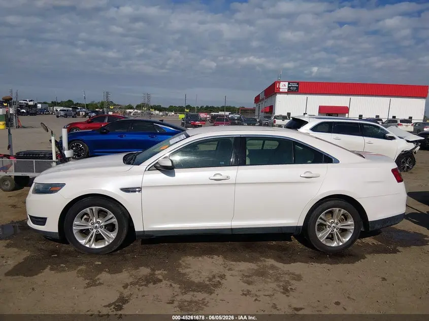 2017 FORD TAURUS SEL