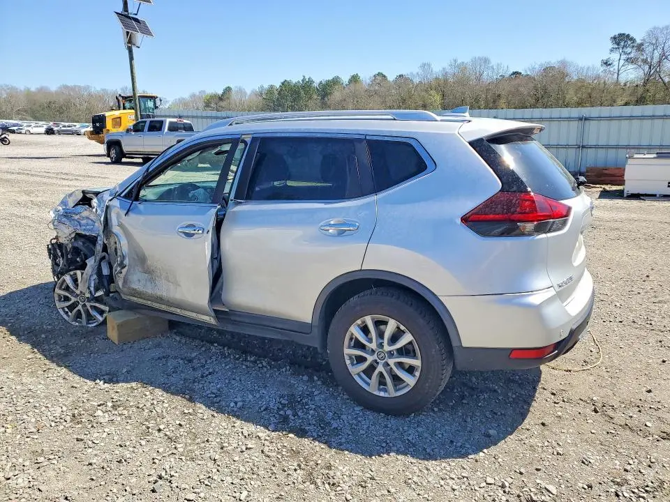 2020 NISSAN ROGUE SV  