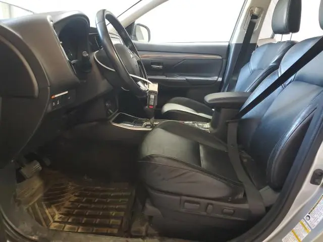 2020 MITSUBISHI OUTLANDER SE  