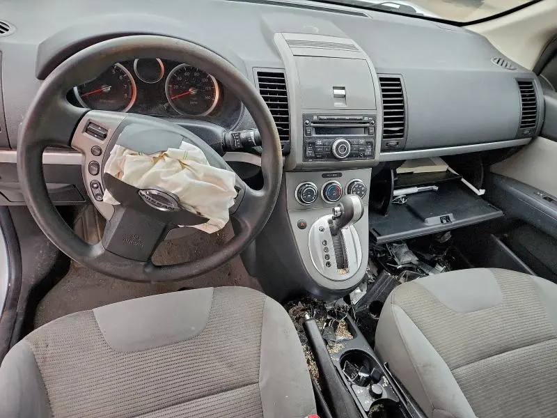 2011 NISSAN SENTRA 2.0  