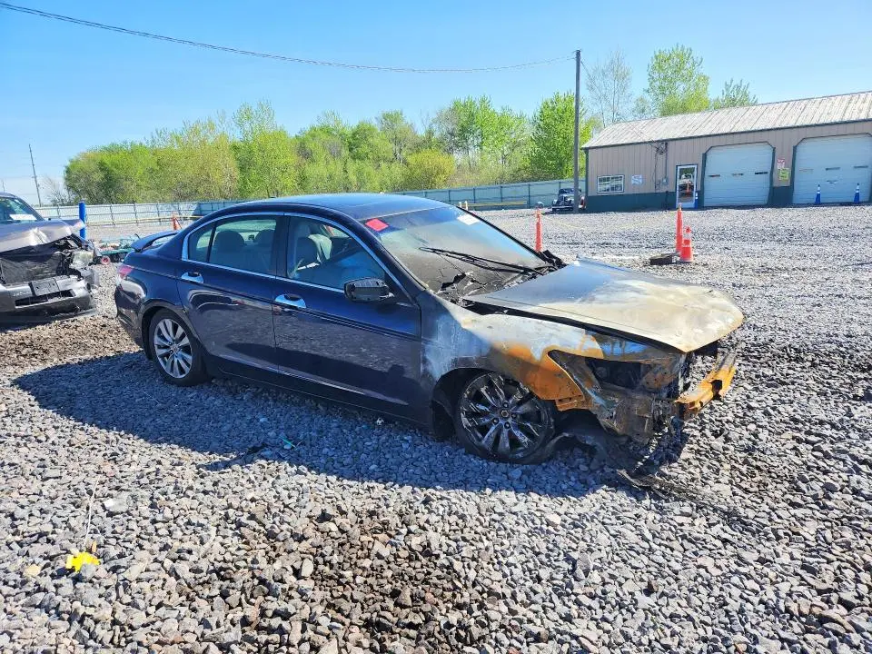 2011 HONDA ACCORD EXL  