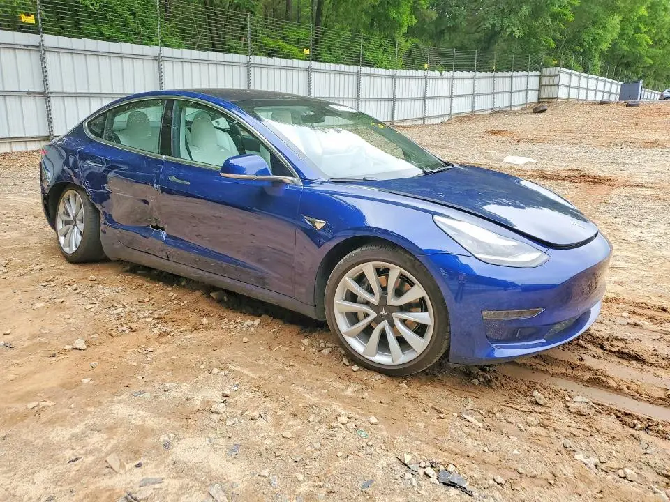 2018 TESLA MODEL 3   