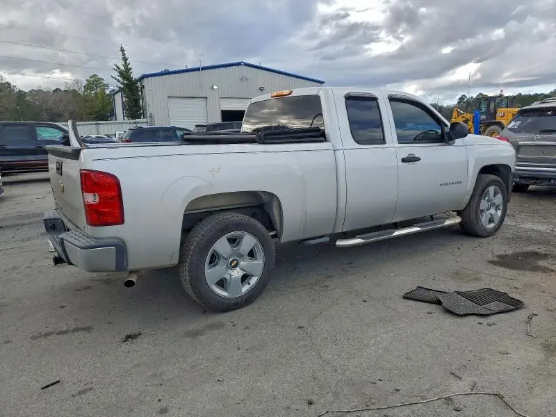 2011 CHEVROLET SILVERADO C1500 LT  