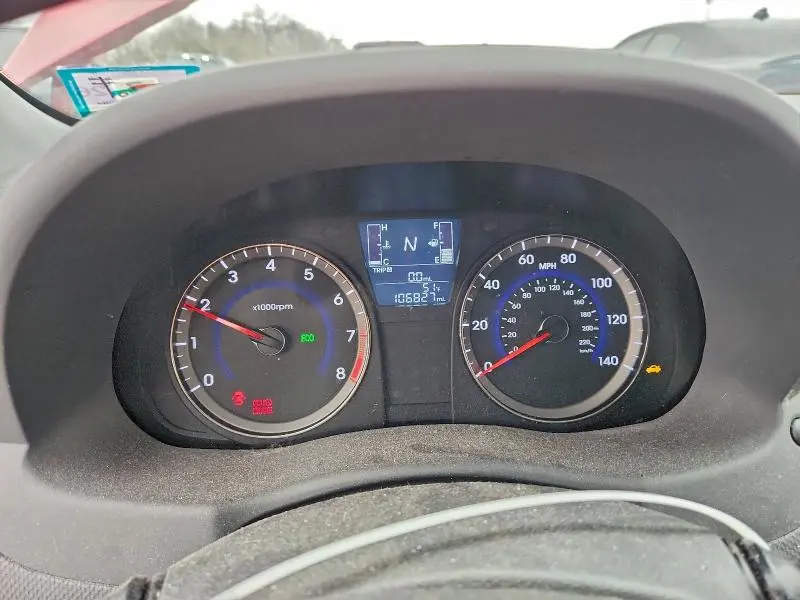 2016 HYUNDAI ACCENT SE  