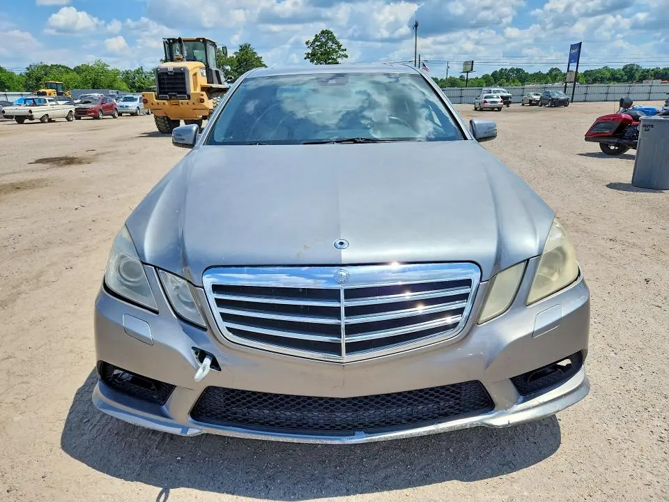 2010 MERCEDES-BENZ E 350  