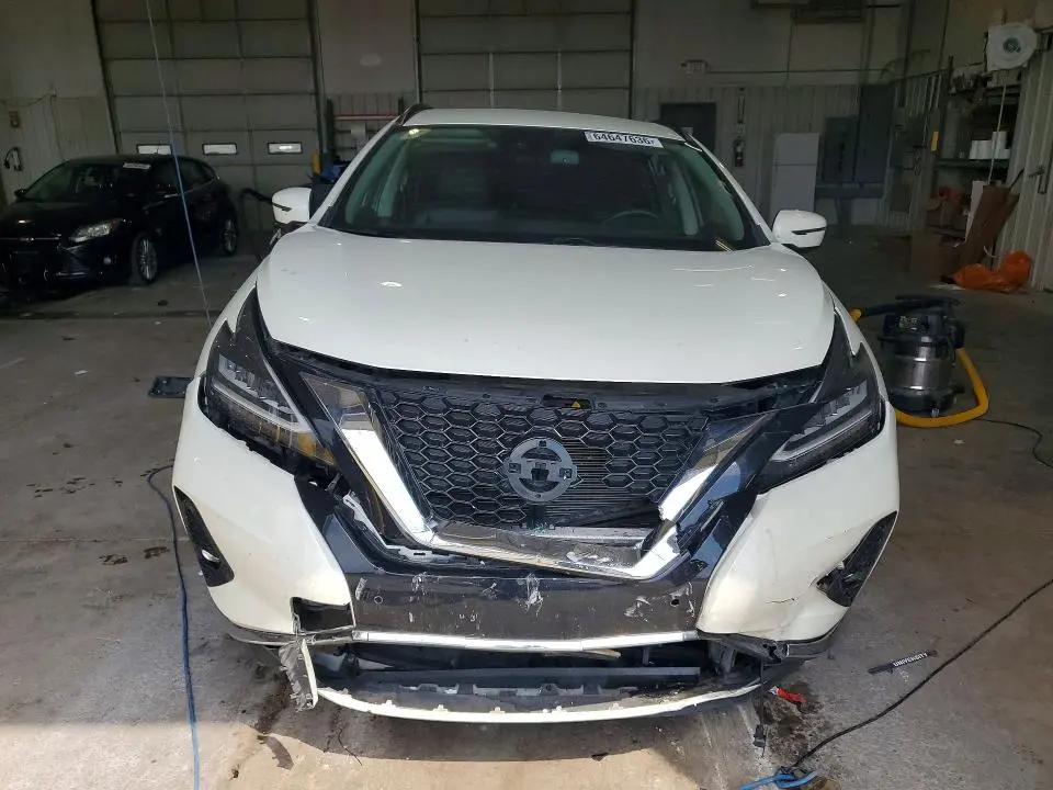 2022 NISSAN MURANO SV  