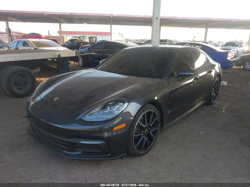 2018 PORSCHE PANAMERA 4