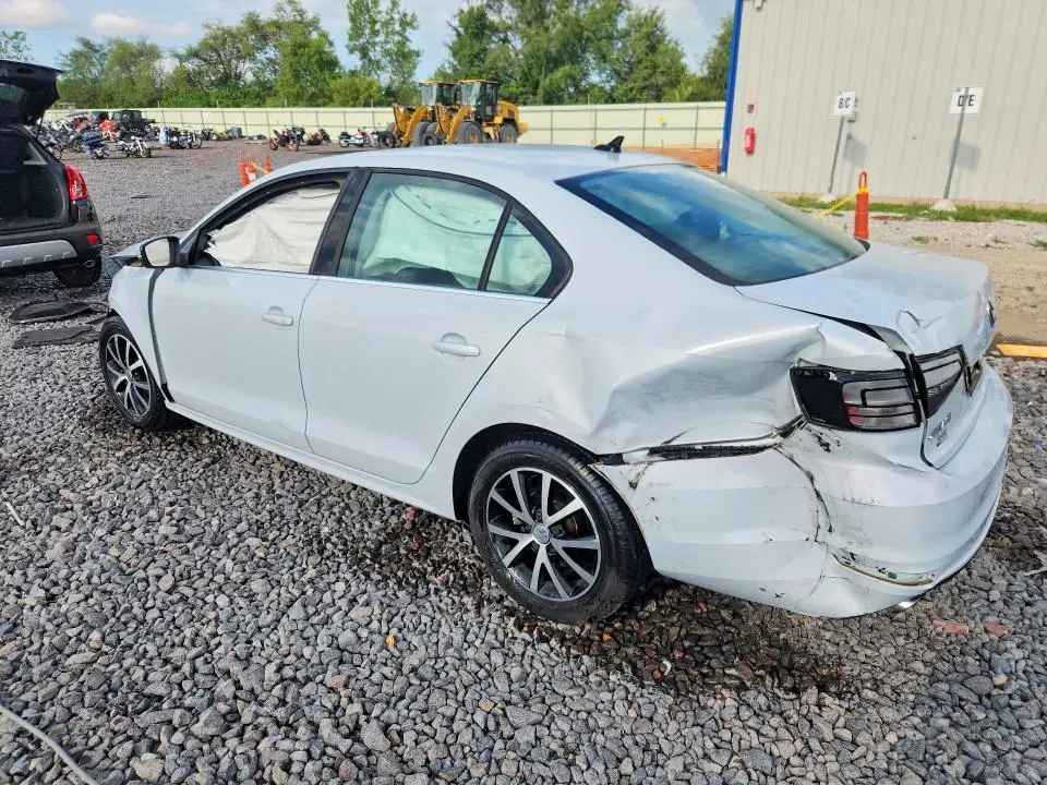 2018 VOLKSWAGEN JETTA SE  