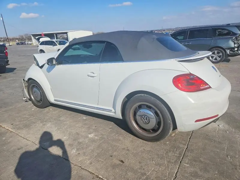 2016 VOLKSWAGEN BEETLE S  
