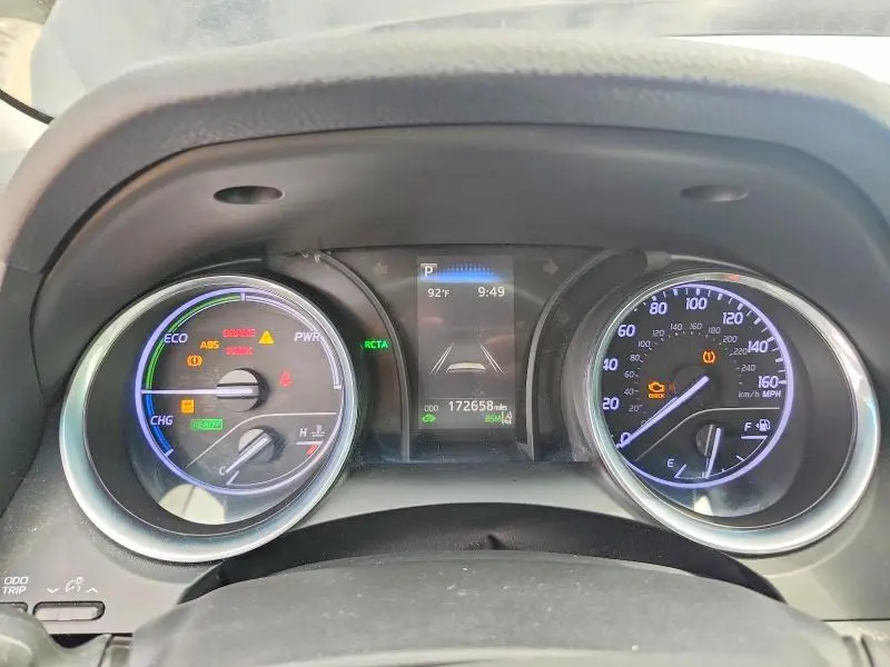 2019 TOYOTA CAMRY LE  