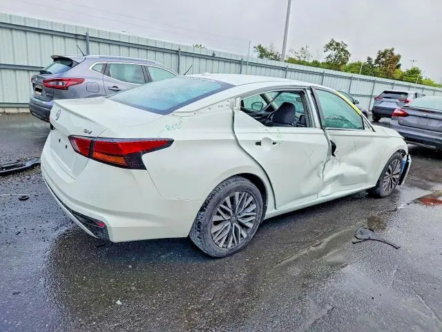 2023 NISSAN ALTIMA SV  