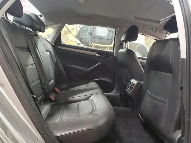 2014 VOLKSWAGEN PASSAT SE  