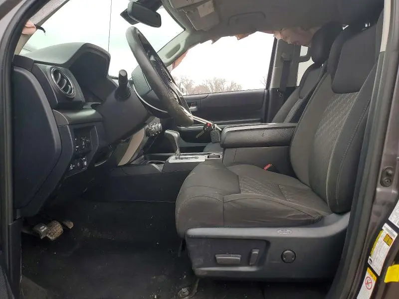 2018 TOYOTA TUNDRA SR5  