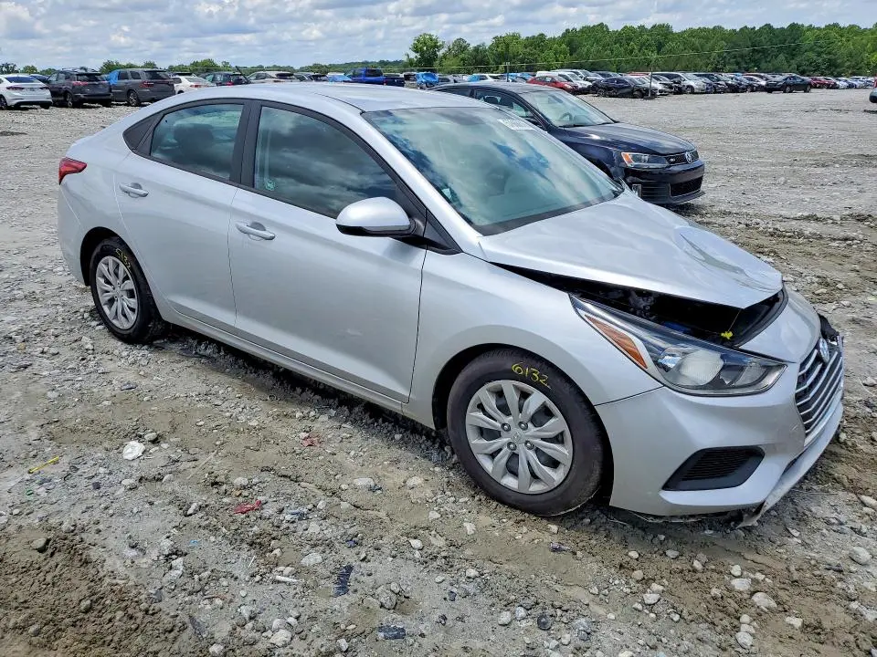 2021 HYUNDAI ACCENT SE  