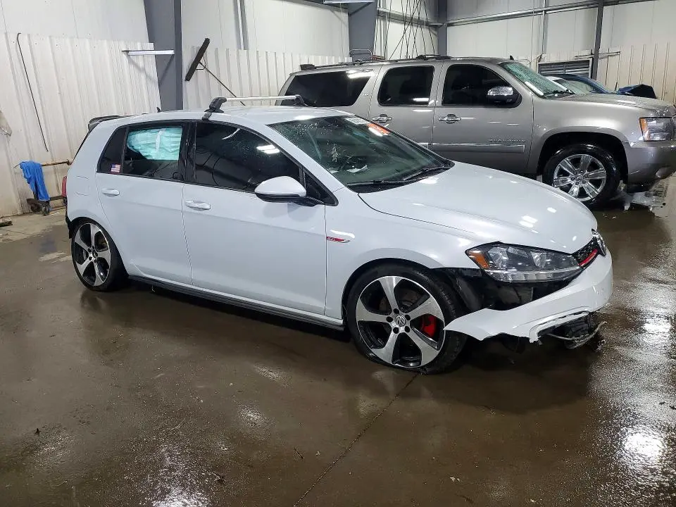 2018 VOLKSWAGEN GTI S/SE  