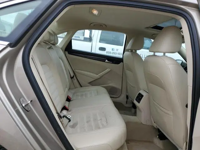 2015 VOLKSWAGEN PASSAT SEL  