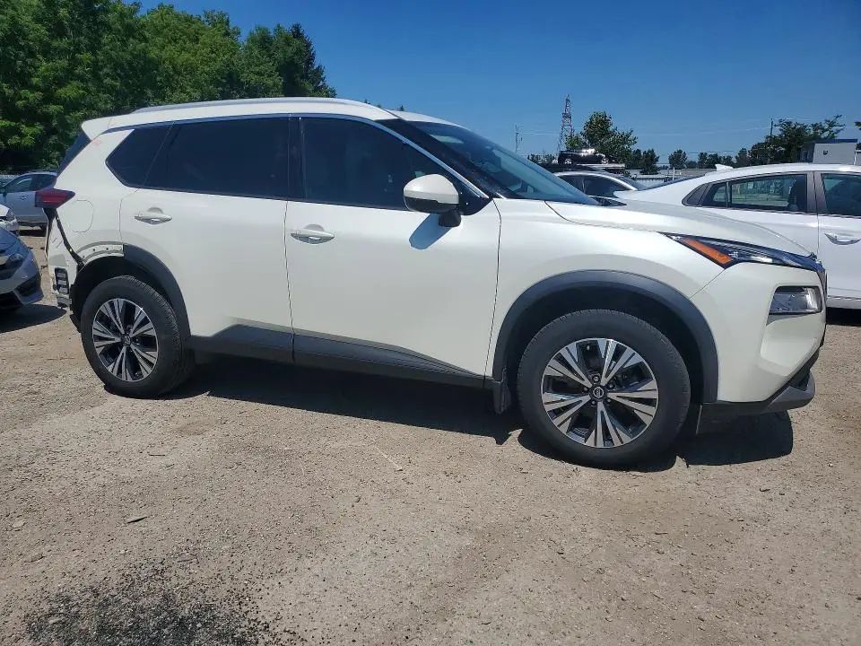 2021 NISSAN ROGUE SV  