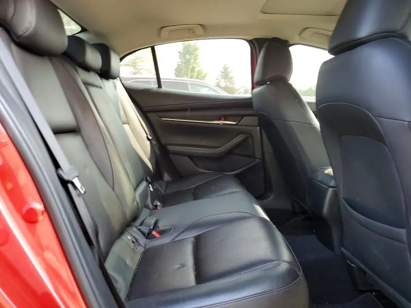 2019 MAZDA 3 PREMIUM  