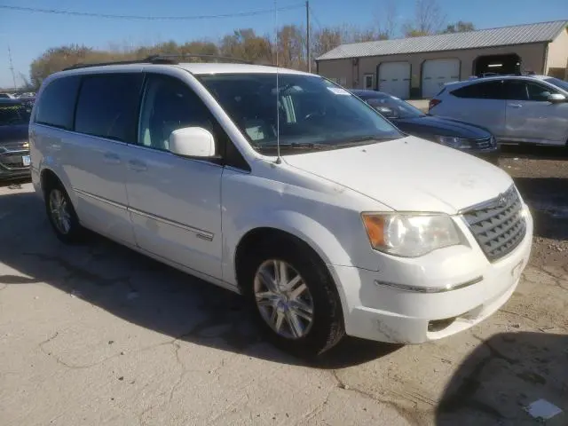 2010 CHRYSLER TOWN & COUNTRY TOURING  