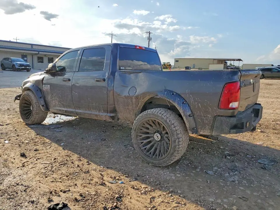 2015 RAM 2500 ST  