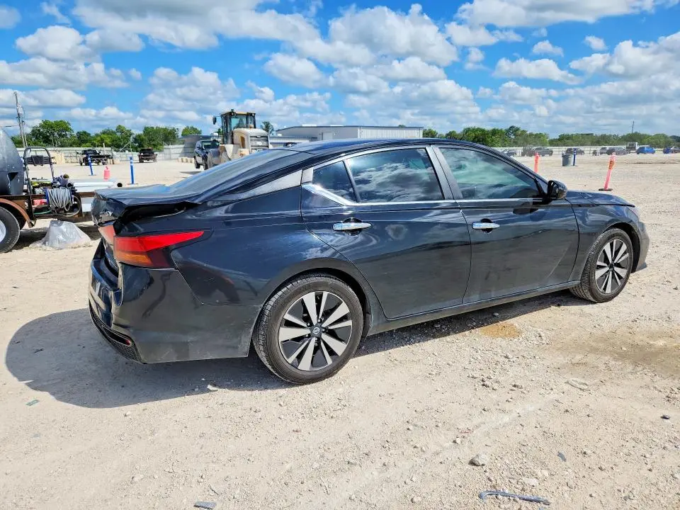 2021 NISSAN ALTIMA S   
