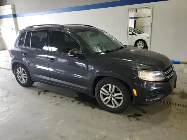 2016 VOLKSWAGEN TIGUAN S  