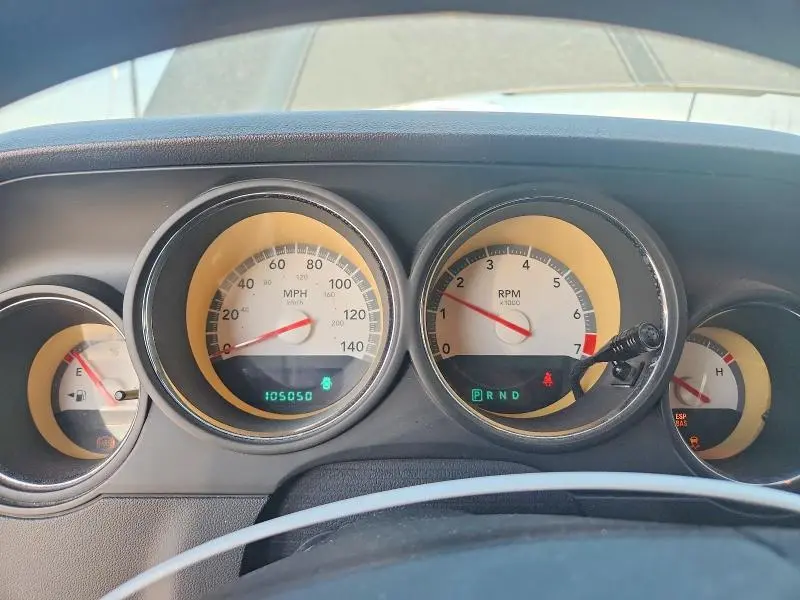 2010 DODGE CHALLENGER SE  
