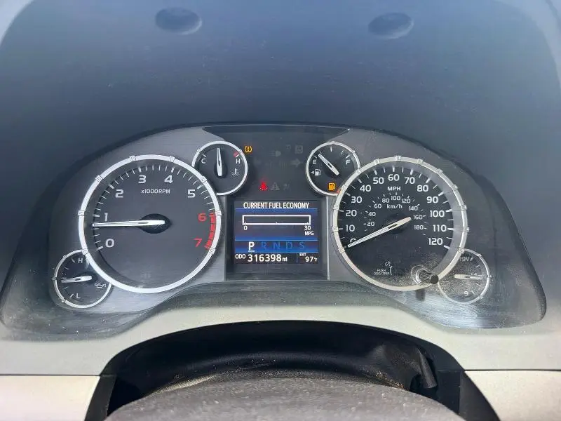 2015 TOYOTA TUNDRA SR5  