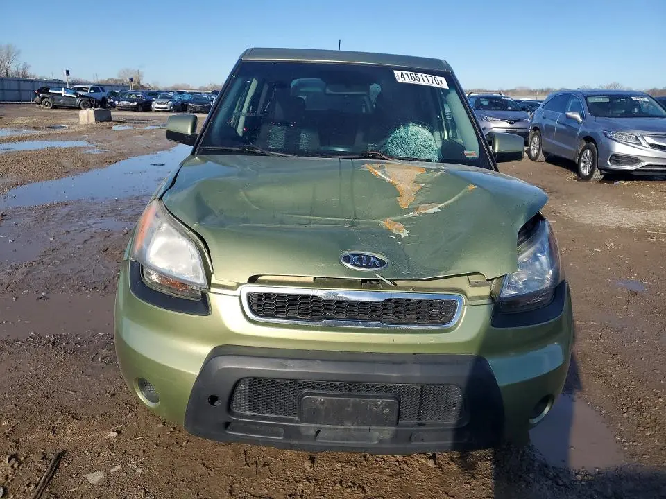 2011 KIA SOUL +  