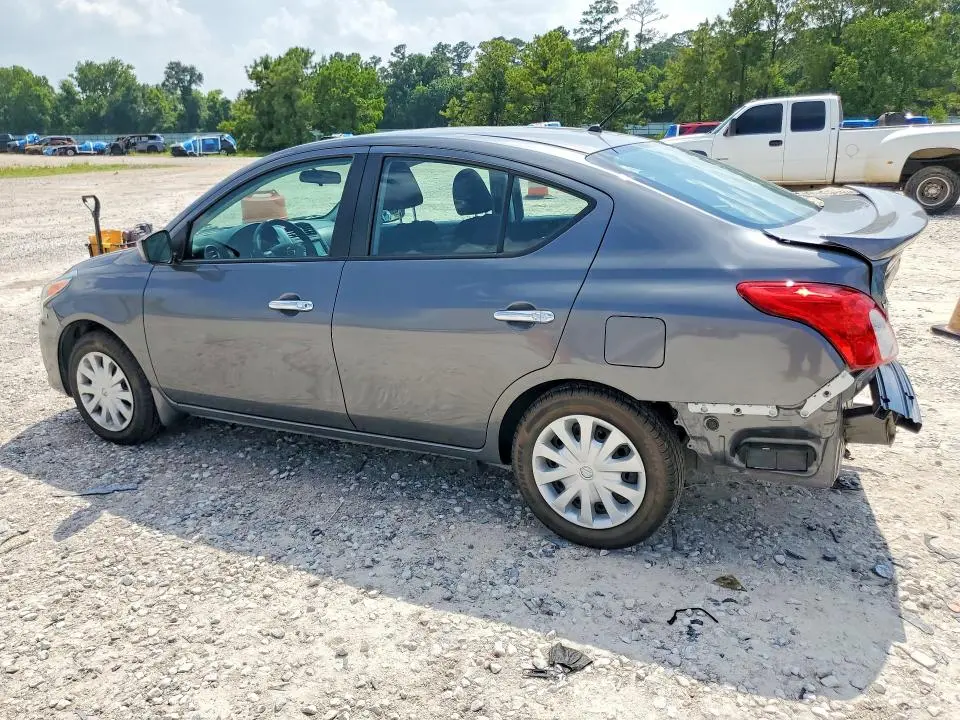 2018 NISSAN VERSA SV  