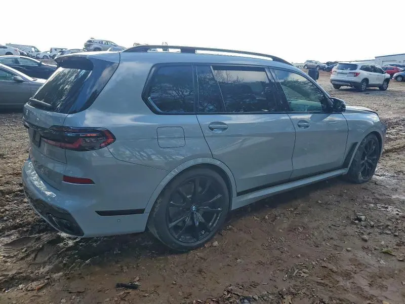 2024 BMW X7 M60I  
