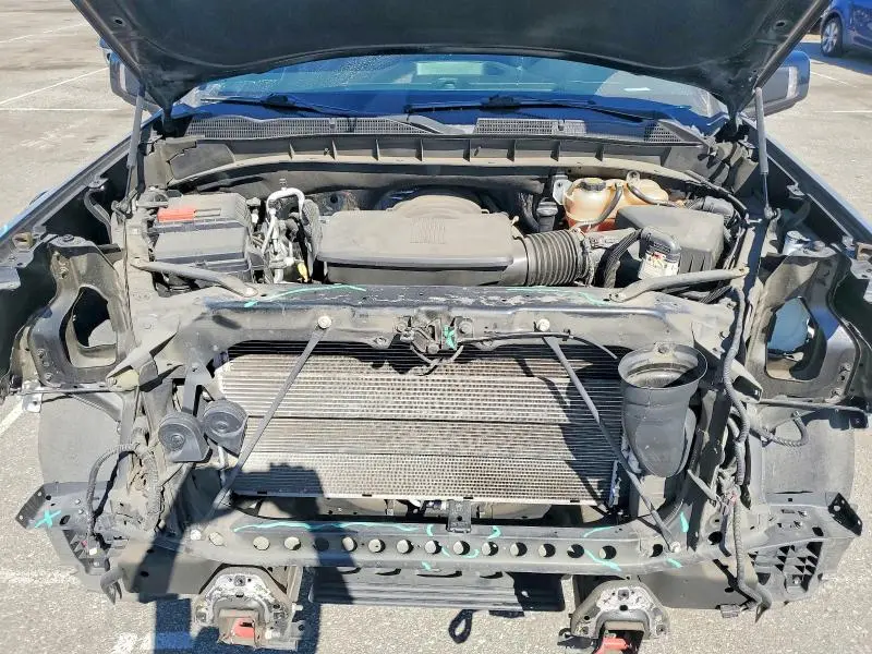 2020 GMC SIERRA K1500 AT4  