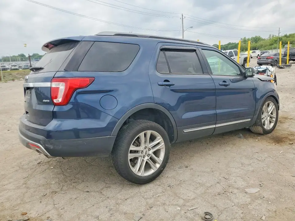 2017 FORD EXPLORER XLT  