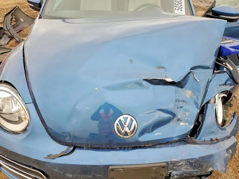 2017 VOLKSWAGEN BEETLE S  