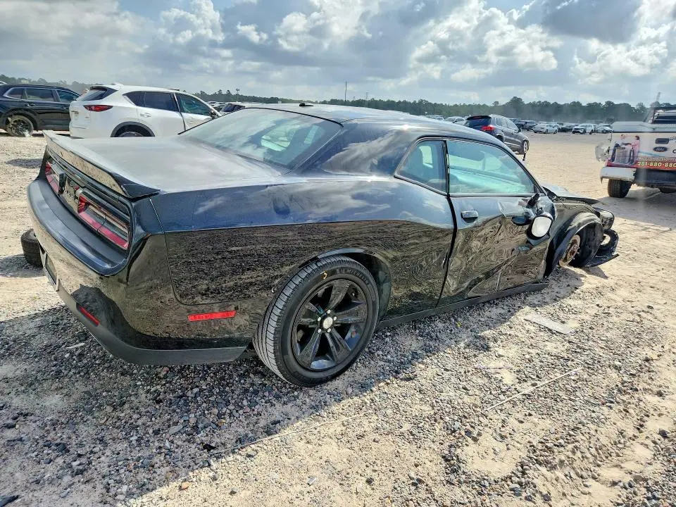 2020 DODGE CHALLENGER SXT  