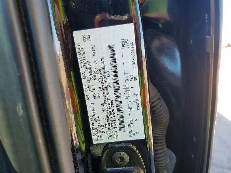 2022 FORD F150 LIGHTNING PRO  