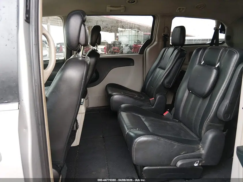 2012 CHRYSLER TOWN & COUNTRY TOURING