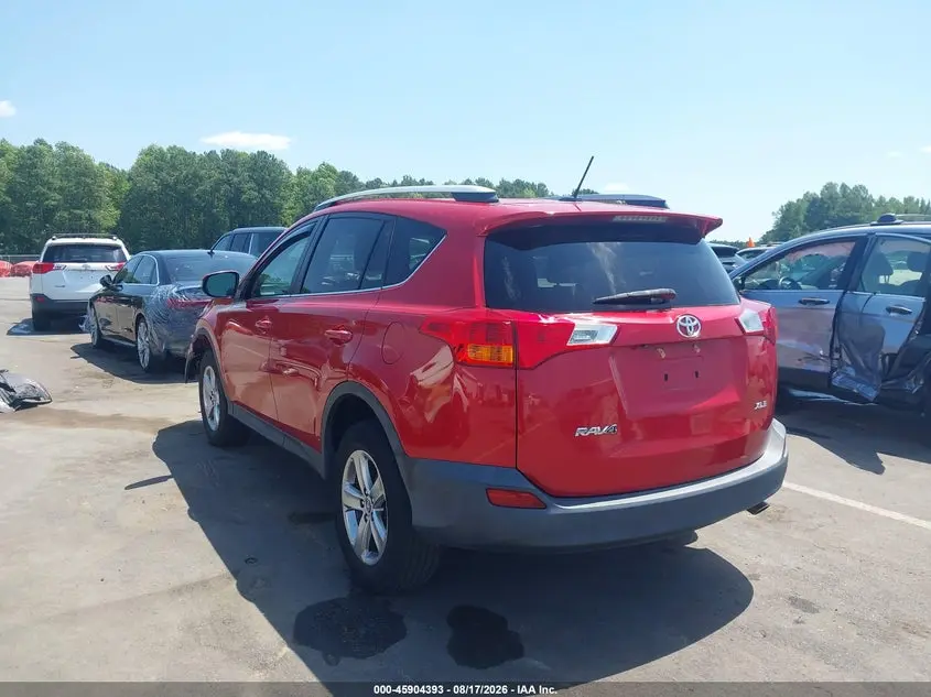 2015 TOYOTA RAV4 XLE