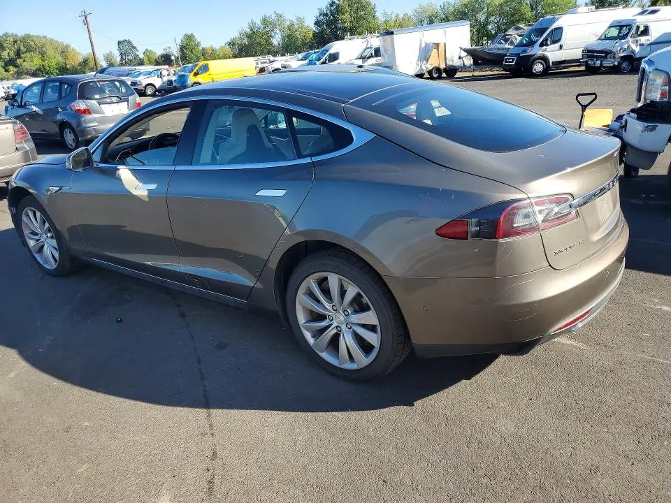 2015 TESLA MODEL S 85D  