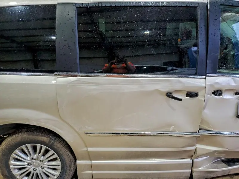 2015 CHRYSLER TOWN & COUNTRY TOURING L  